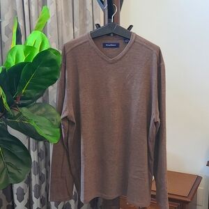 NWOT Mens Brown Tommy Bahama sweater. XL.